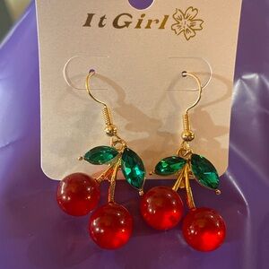 NWOT Cherry 🍒 Earrings